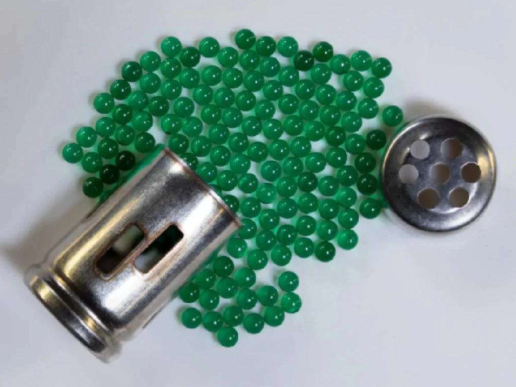 The Thermal Hyper Cap (THC) 3 The Thermal Hyper Cap (THC)
